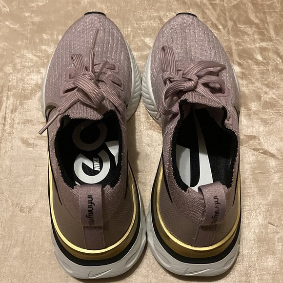 Nike React Infinity Run Flyknit - Picture 4 of 6